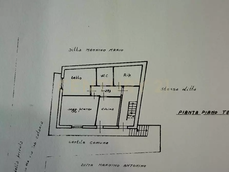 Immagine 90 di Palazzo in vendita  in Via Sebastiano Catania 284 a Catania