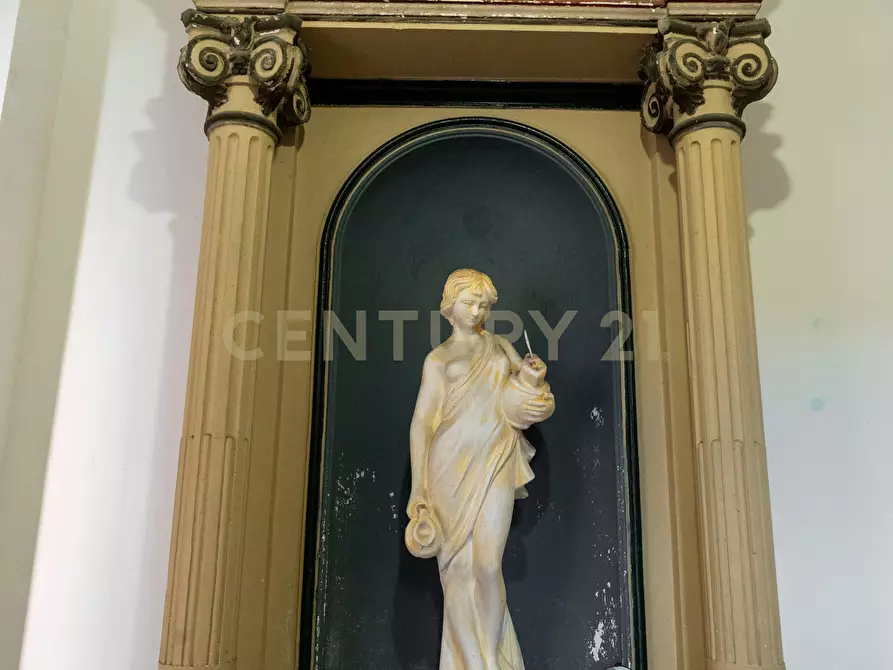 Immagine 3 di Trilocale in vendita  in Via Laurini 21 a Catania