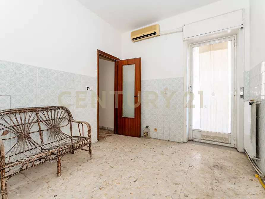 Immagine 37 di Pentalocale in vendita  in Via Carnazza 2 a Tremestieri Etneo