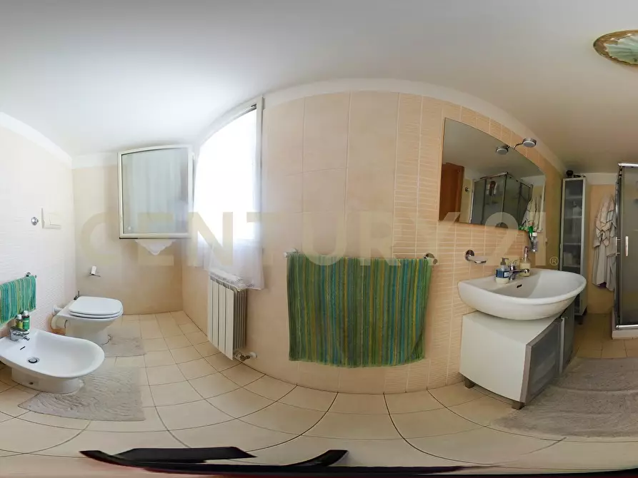 Immagine 59 di Pentalocale in vendita  in Via Acquedotto Greco 248 a Catania