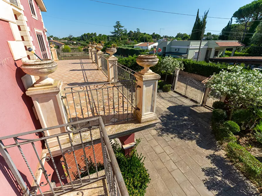 Immagine 20 di Villa in vendita  in Via Ottavia Penna 50 a Caltagirone