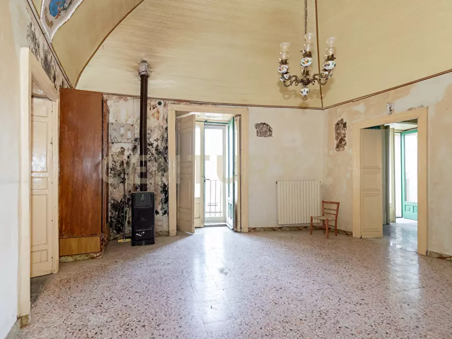 Immagine 24 di Casa indipendente in vendita  in Via Roma 68 a Vizzini