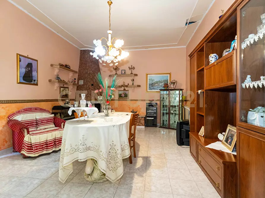 Immagine 34 di Quadrilocale in vendita  in Via Santissima Trinità 71 a Catania