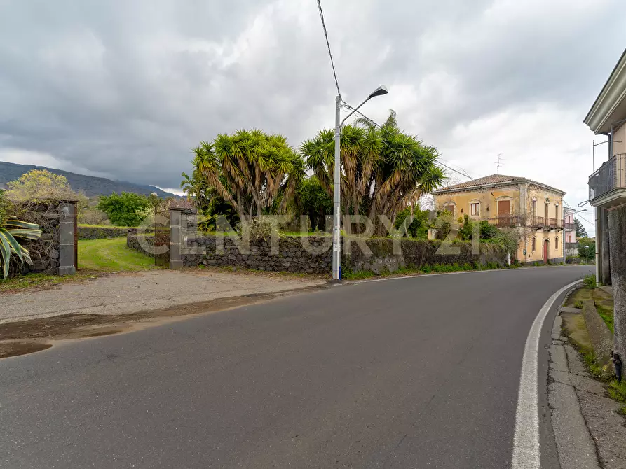 Immagine 5 di Casa indipendente in vendita  in Via Armando Diaz 83 a Zafferana Etnea