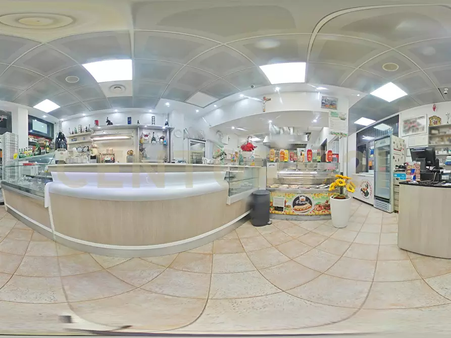 Immagine 44 di Pizzeria / Pub in vendita  in Viale Mario Rapisardi 646 a Catania