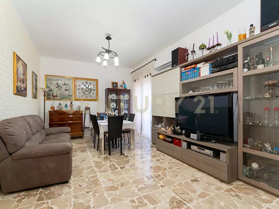 Immagine 5 di Quadrilocale in vendita  in Corso dei Mille 54 a Catania