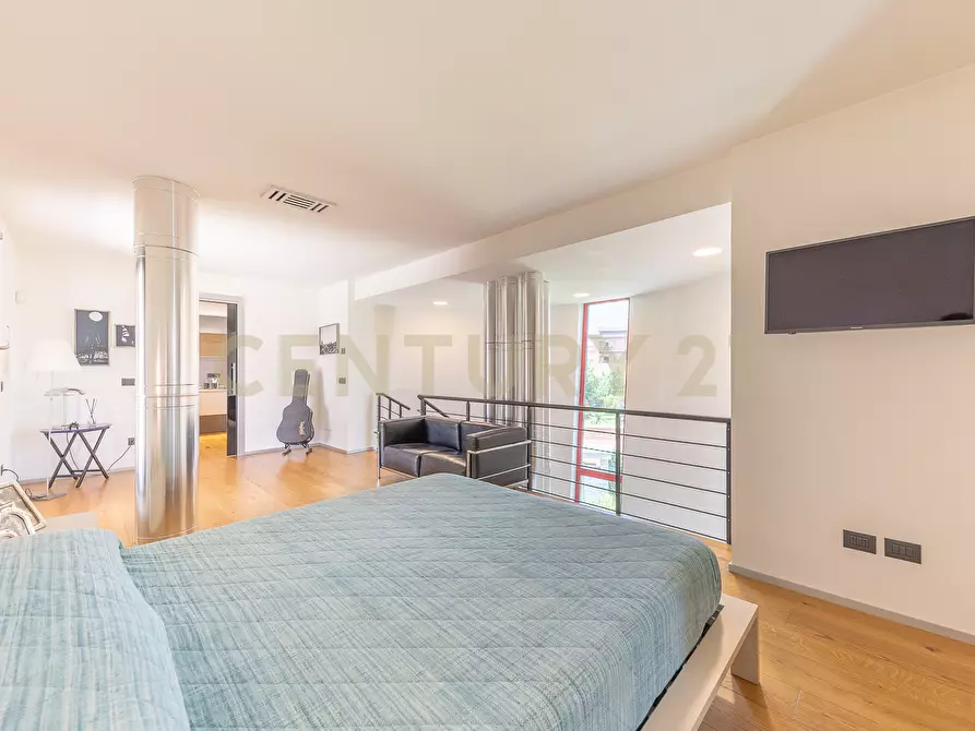 Immagine 65 di Villa in vendita  in Via Palmoli 27 a Roma