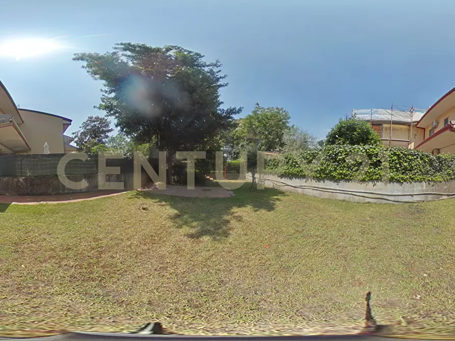 Immagine 54 di Villa in vendita  in Via Libertà 1 a Mascalucia