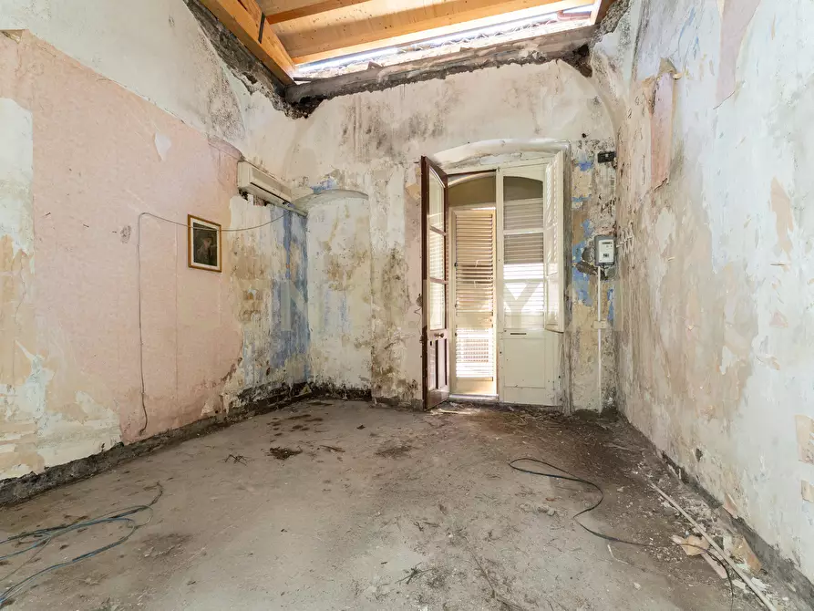 Immagine 4 di Casa indipendente in vendita  in Via Macaluso 9 a Catania