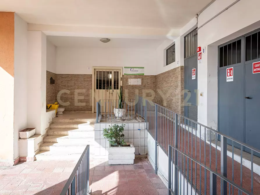 Immagine 4 di Quadrilocale in vendita  in Viale Librino 1 a Catania