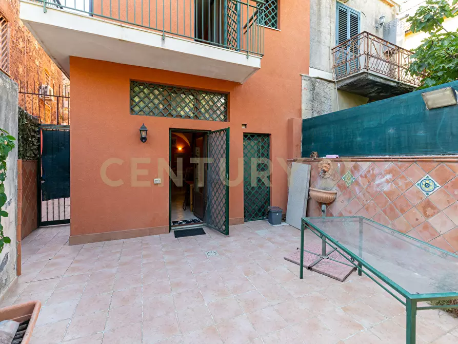 Immagine 35 di Casa indipendente in vendita  in Via Anastasio 32 a Catania