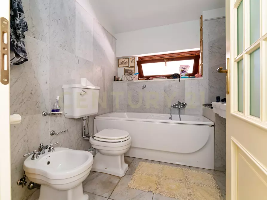 Immagine 64 di Villa in vendita  in Via Timparosa 39 a Aci Castello