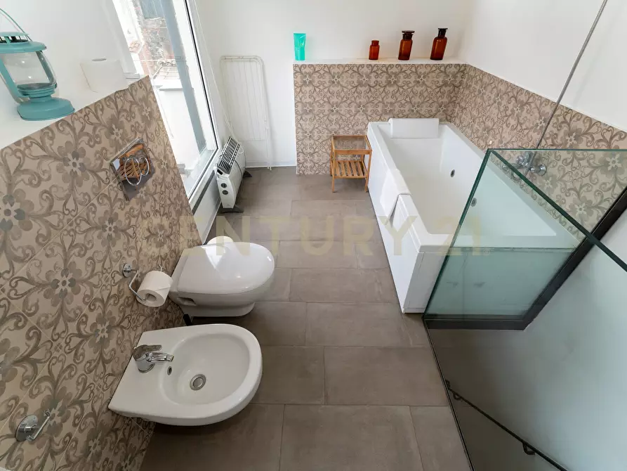 Immagine 16 di Casa bifamiliare in vendita  in Via della Palma a Catania