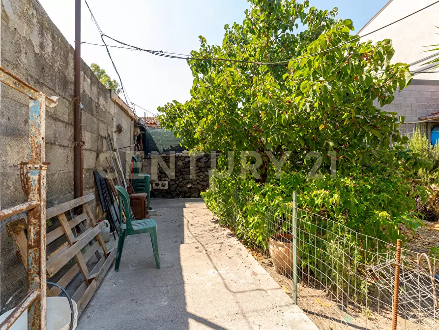 Immagine 8 di Casa indipendente in vendita  in Via Roma 66 a Camporotondo Etneo