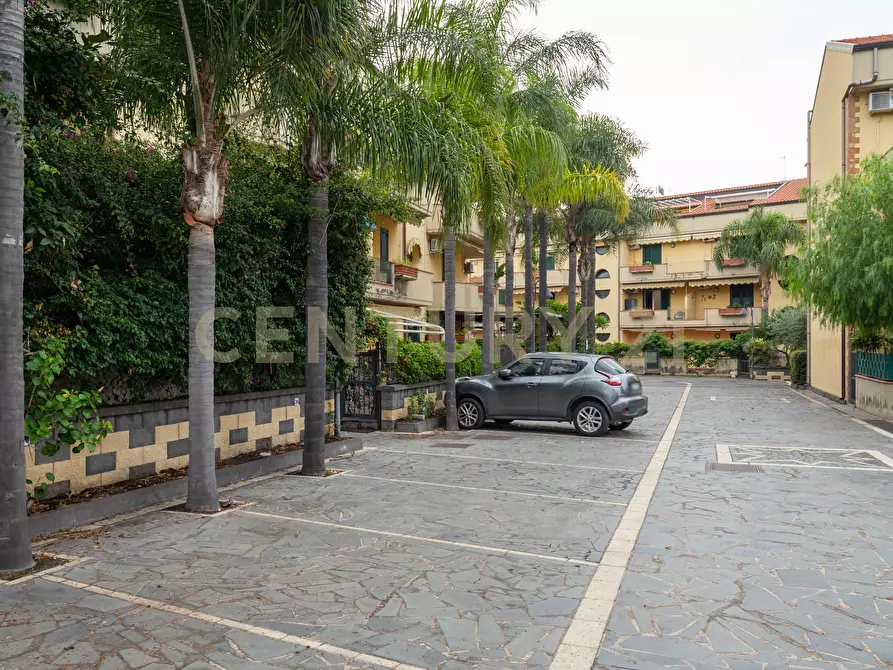 Immagine 101 di Mansarda in vendita  in Via Spiaggia 39 a Mascali