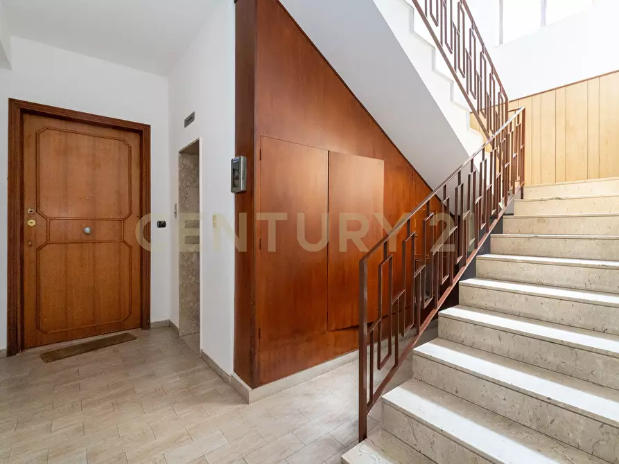 Immagine 16 di Trilocale in vendita  in Via Livorno 101 a Aci Castello