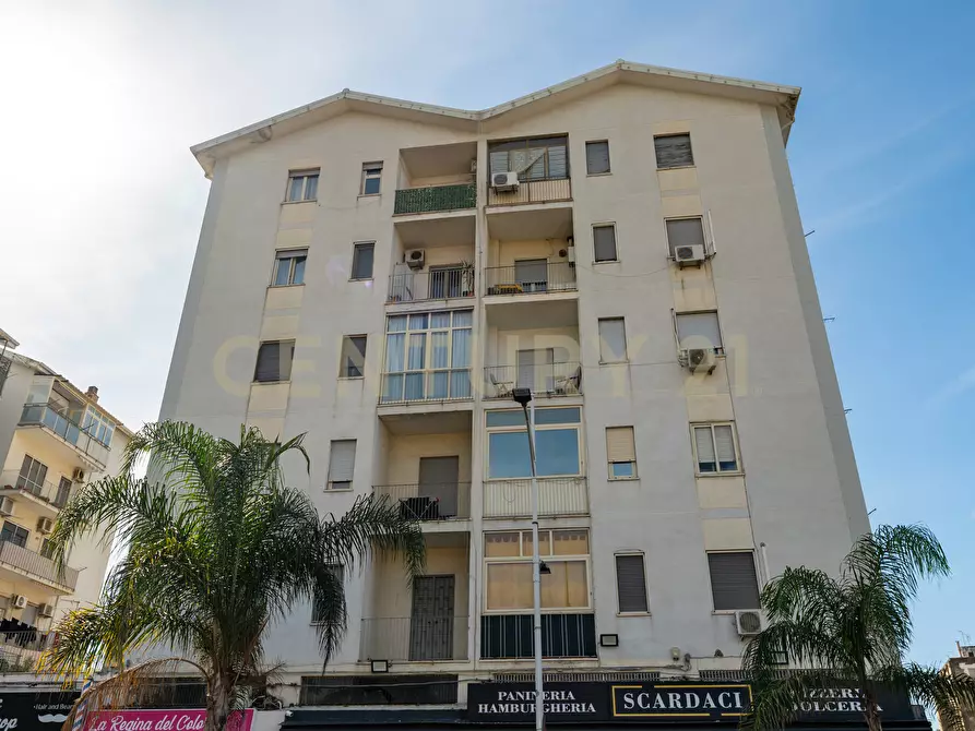 Immagine 1 di Trilocale in vendita  in Corso Indipendenza 185 a Catania