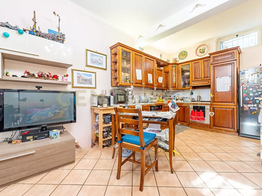 Immagine 14 di Villa in vendita  in Via Aci Sant'Antonio 21 a Roma