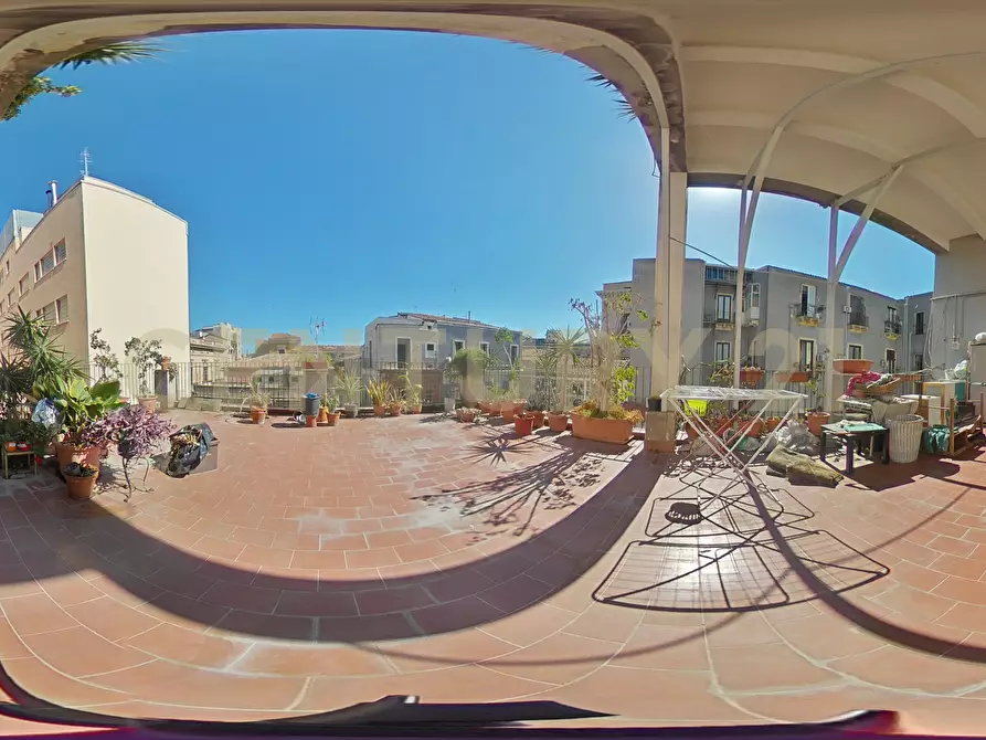 Immagine 62 di Pentalocale in vendita  in Via Etnea 196 a Catania