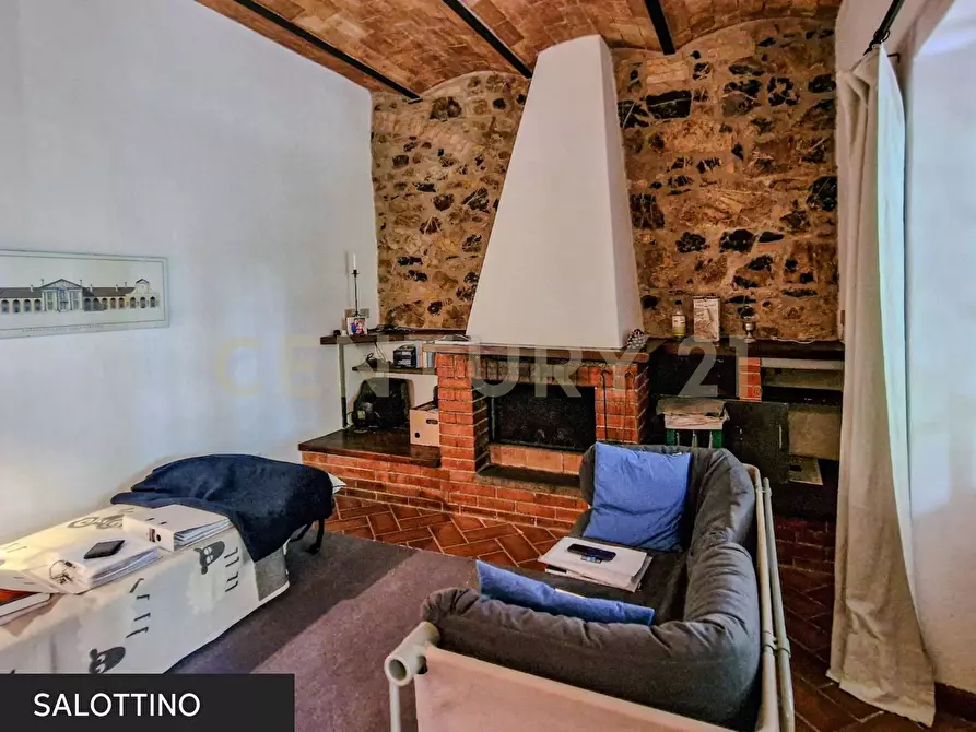 Immagine 2 di Appartamento in vendita  a Massa Marittima