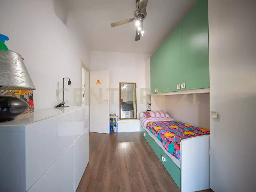 Immagine 14 di Quadrilocale in vendita  in Viale della Venezia Giulia 151 a Roma