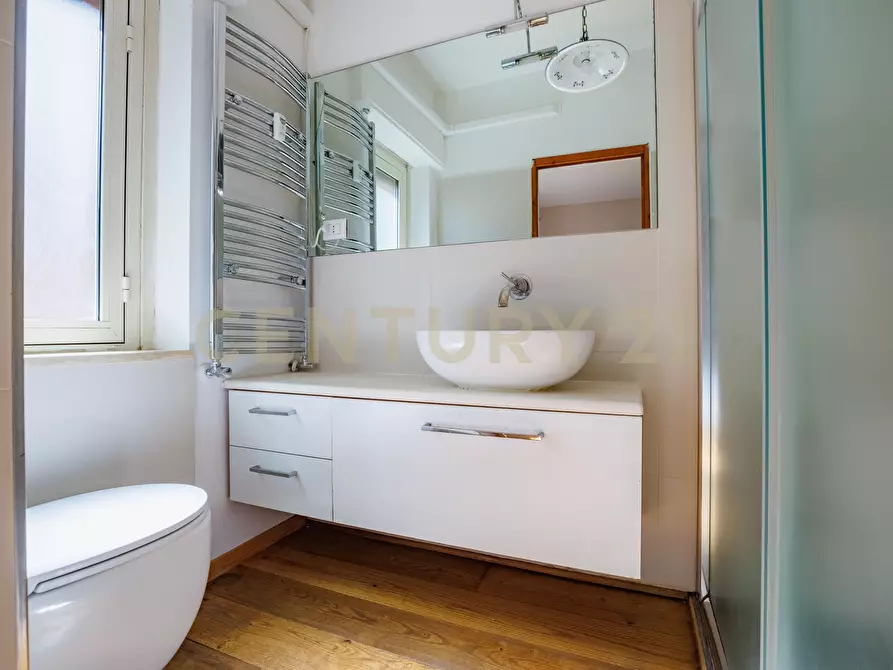 Immagine 29 di Quadrilocale in vendita  in Via di Valle Aurelia 130 a Roma