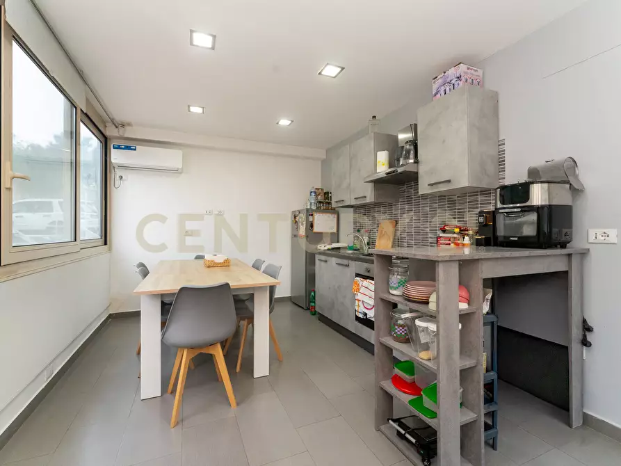 Immagine 23 di Bilocale in vendita  in Via Livorno 101 a Aci Castello