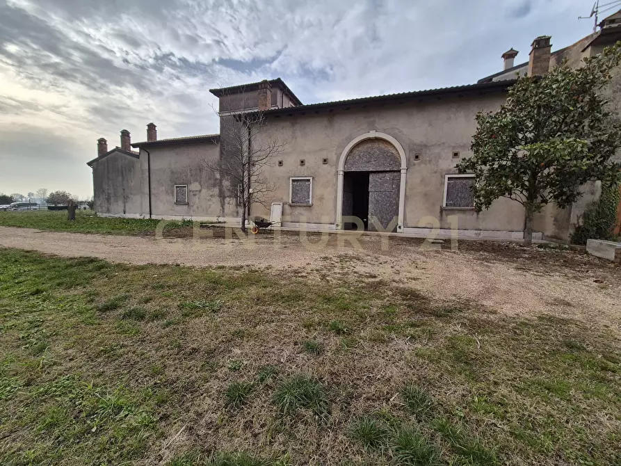 Immagine 12 di Casa semindipendente in vendita  in Via Sasse 9 a Verona