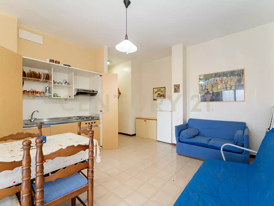 Immagine 20 di Bilocale in vendita  in Via Porticato 17 a Giardini-Naxos