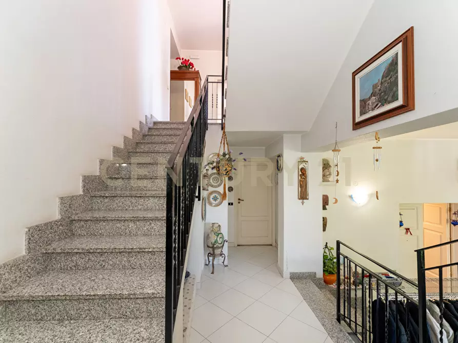 Immagine 30 di Villa in vendita  in Via Leonardo Da Vinci 5 a Taormina