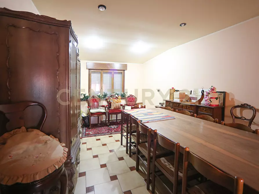 Immagine 46 di Pentalocale in vendita  in Via Giuseppe Garibaldi 5 a Casaleone