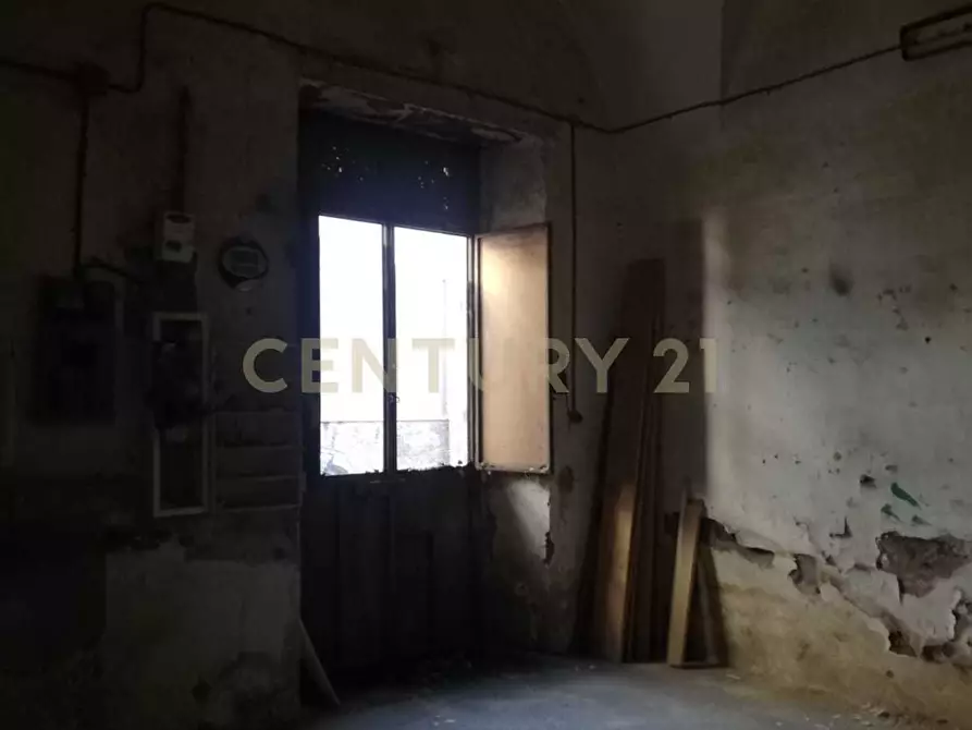 Immagine 17 di Trilocale in vendita  in Via F. Bianco 1 a Catania