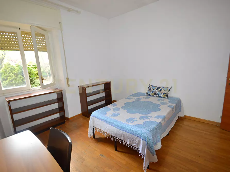 Immagine 20 di Pentalocale in vendita  a Roma