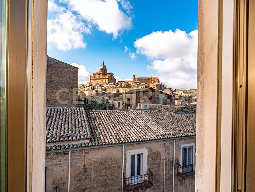 Immagine 50 di Casa semindipendente in vendita  in Via Giuseppe Mazzini 88 a Piazza Armerina