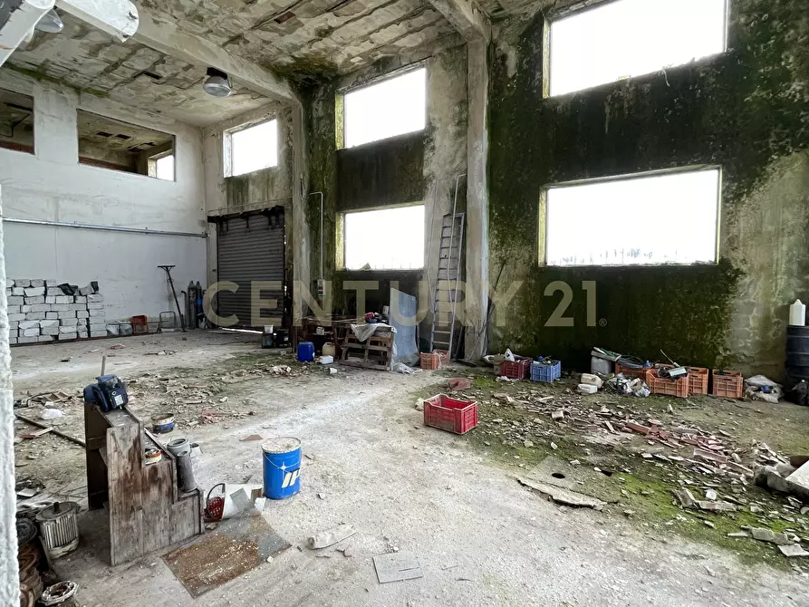 Immagine 101 di Attività artigianale in vendita  in Via Santisi a Motta D'affermo