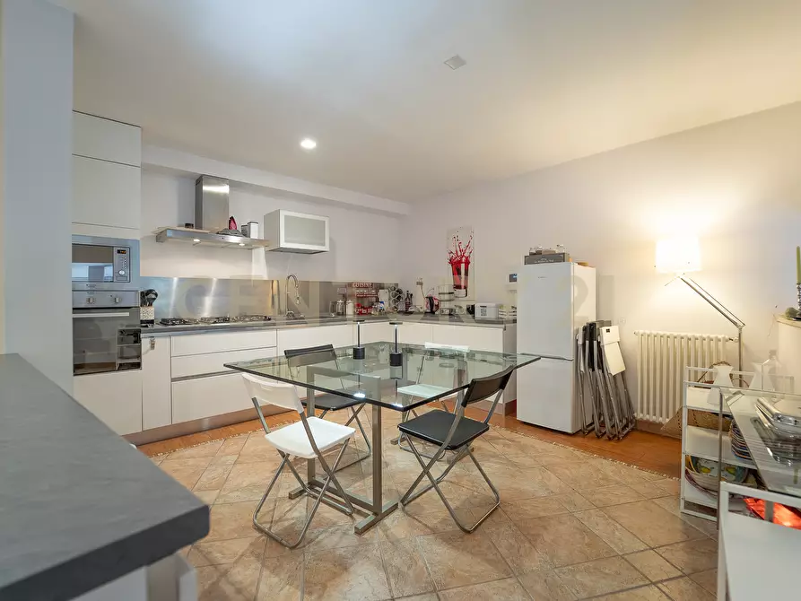 Immagine 32 di Bilocale in vendita  in Via la Sila 14 a Roma