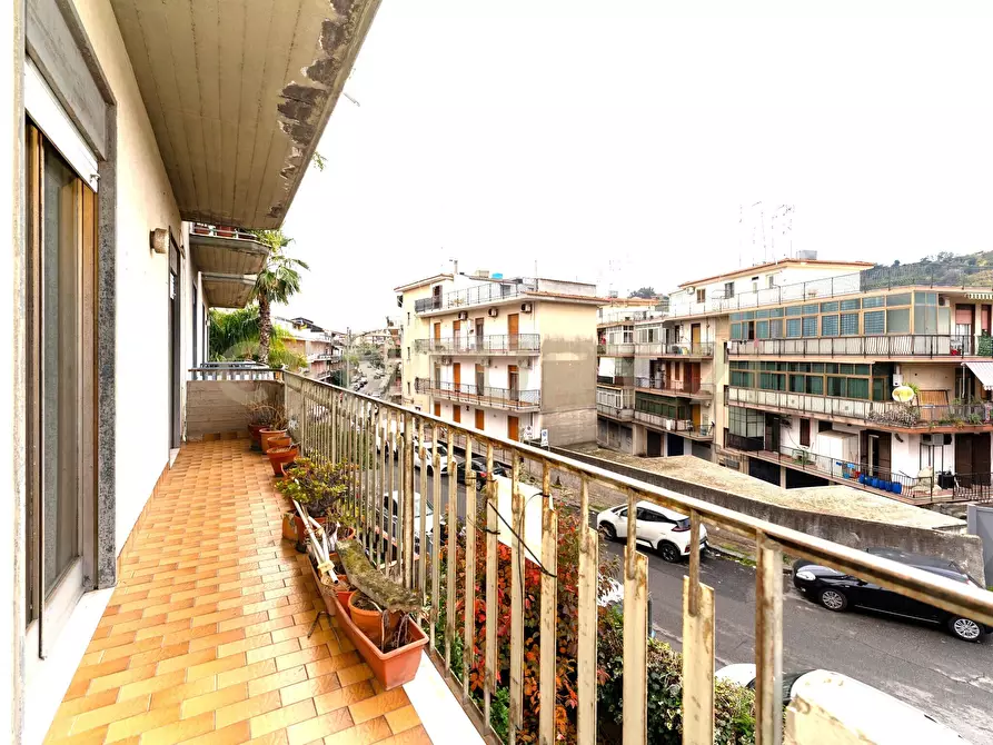 Immagine 12 di Appartamento in vendita  in Via Monsignor Salvatore Bella 2 a Aci Catena