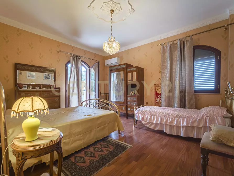 Immagine 33 di Villa in vendita  in Piazza Antonio Stracuzzi 4 a Santa Teresa Di Riva