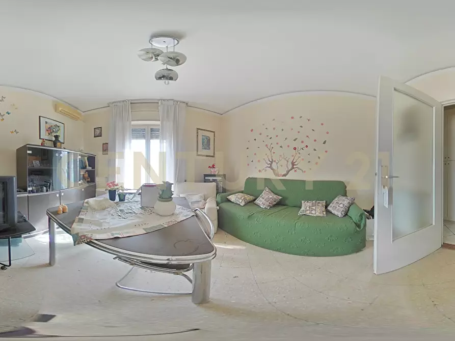 Immagine 56 di Quadrilocale in vendita  in Via San Martino 23 a Acireale