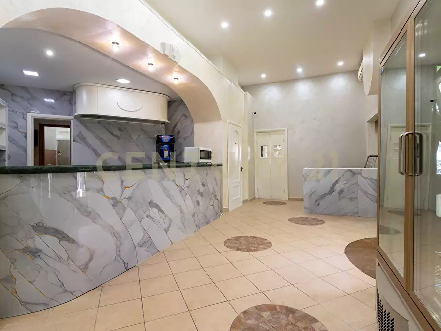 Immagine 8 di Bar / Ristorante in vendita  in Viale Papa Giovanni XXIII 46 a Camporotondo Etneo