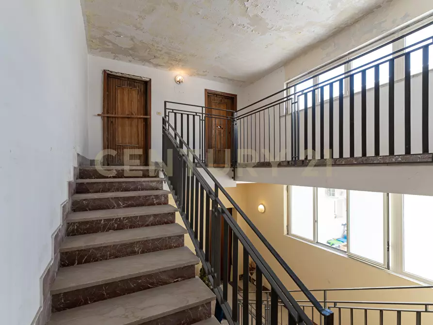 Immagine 39 di Trilocale in vendita  in Via Duca Degli Abruzzi 42 a Catania