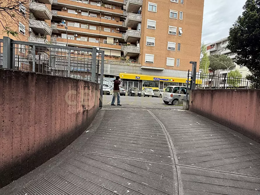 Immagine 34 di Pentalocale in vendita  a Roma