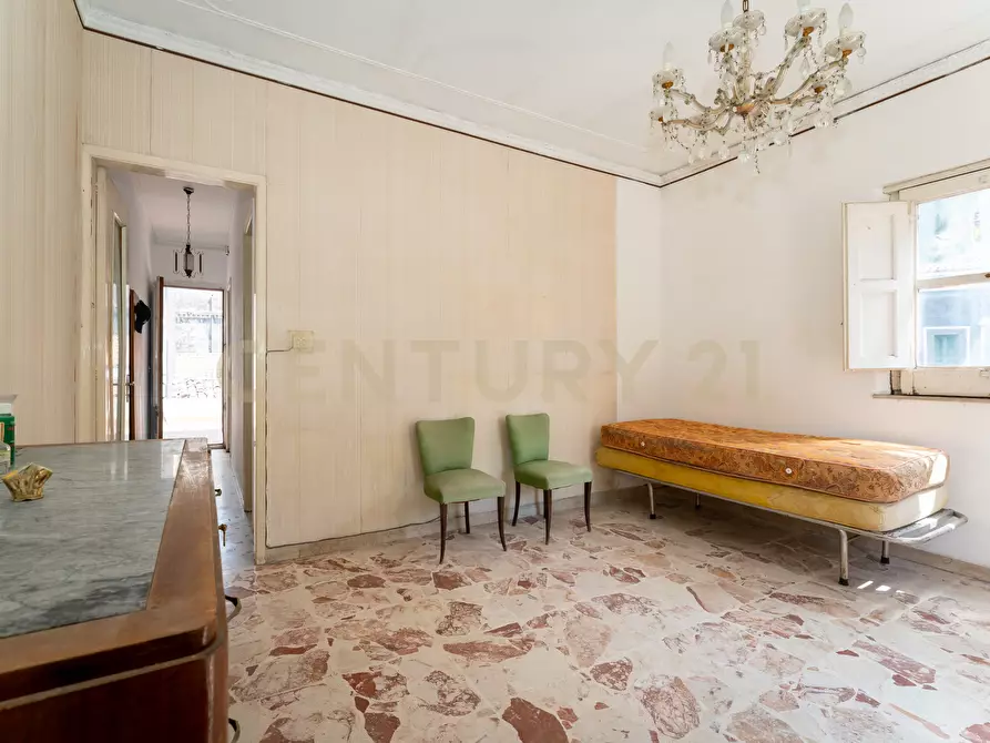 Immagine 33 di Rustico / casale in vendita  in Via Chiesa Madre 3 a Catania