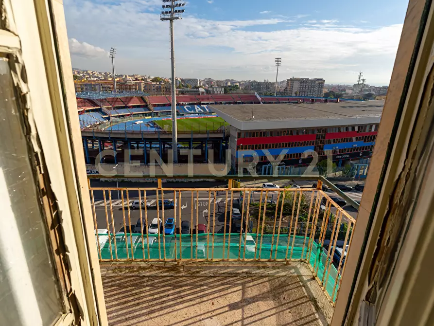 Immagine 43 di Pentalocale in vendita  in Piazza Spedini 8 a Catania