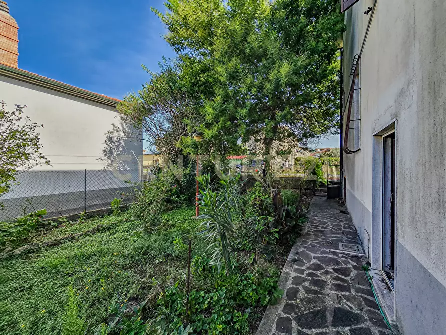 Immagine 18 di Casa bifamiliare in vendita  in Via della Collacchia a Roccastrada