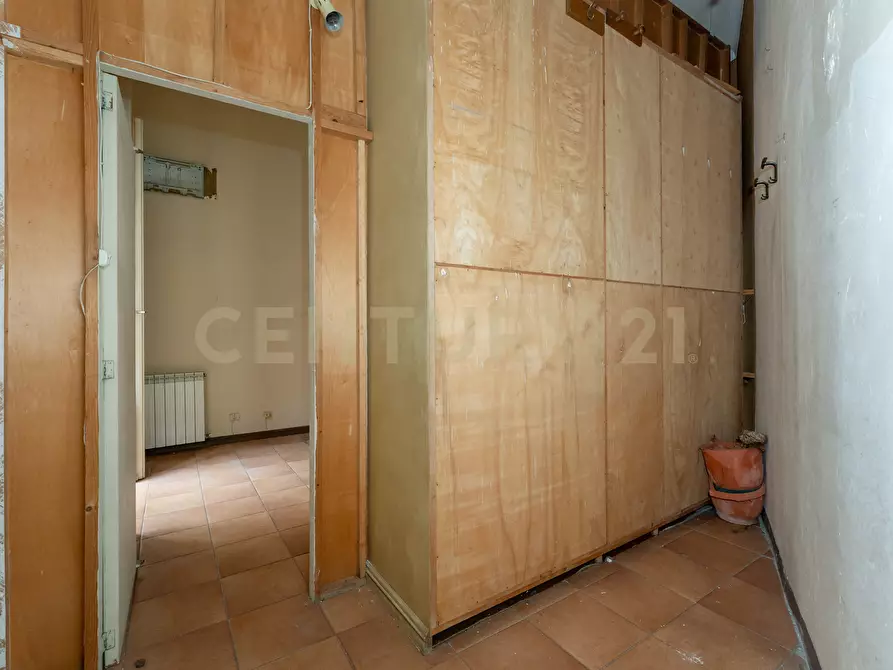 Immagine 49 di Pentalocale in vendita  in Via Milano 60 a Catania