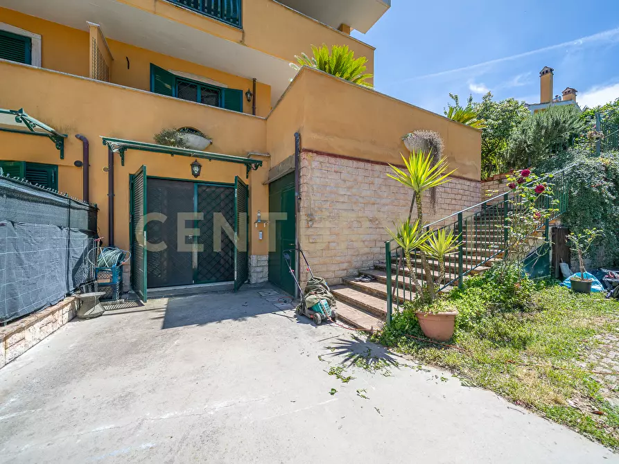Immagine 28 di Villa in vendita  in Via dei Lecci 31 a Rocca Di Papa