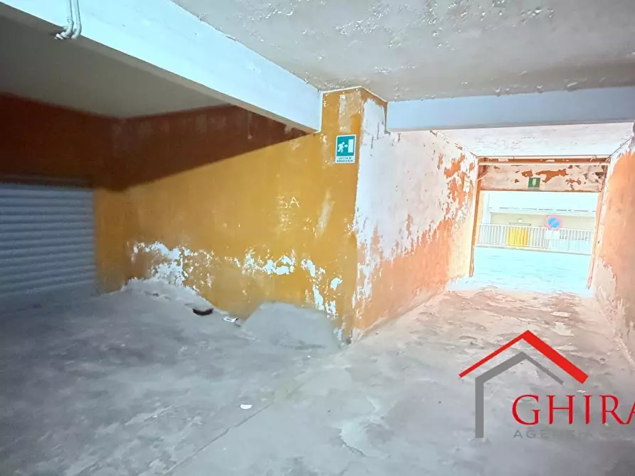 Immagine 8 di Garage in vendita  in VIA DOMENICO OLIVA 27 i a Genova