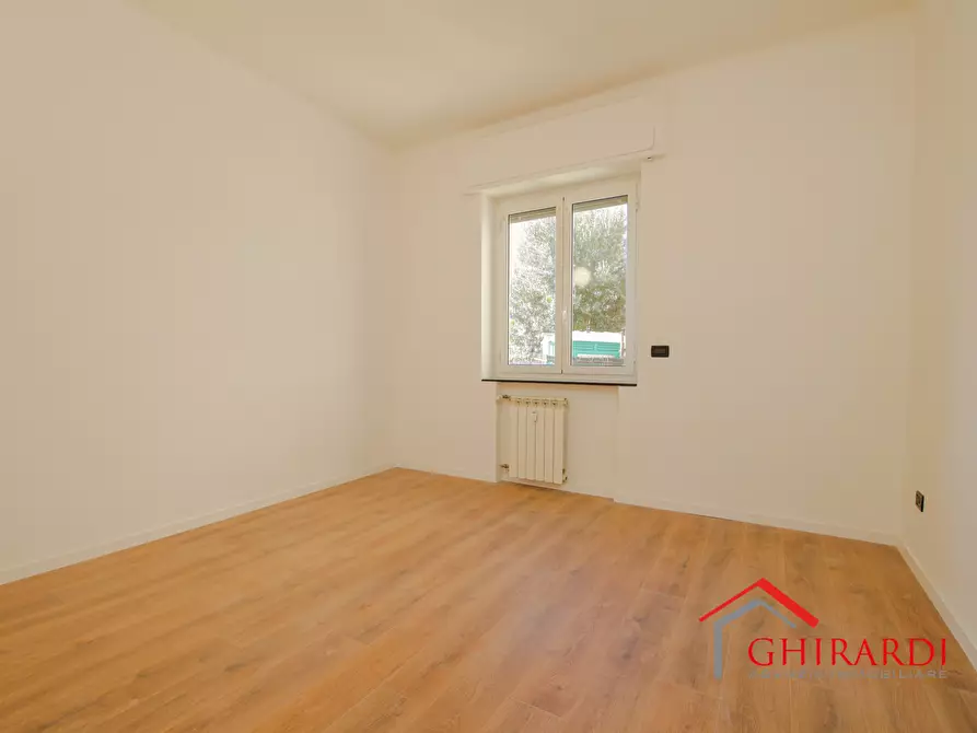 Immagine 10 di Bilocale in vendita  in VIA MURTOLA 62 a Genova