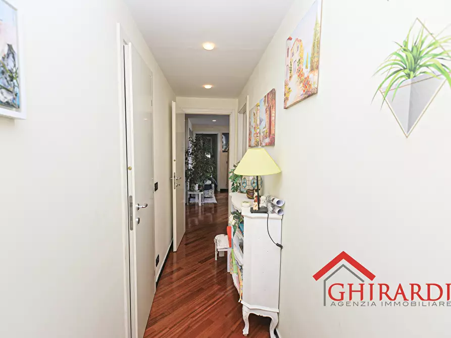 Immagine 28 di Trilocale in affitto  in VIA DELL'INSURREZIONE 12A a Genova